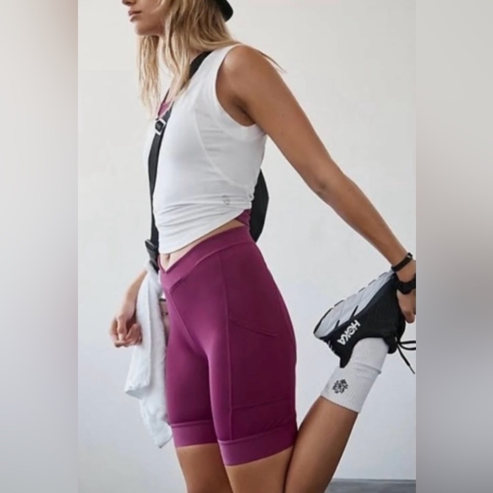 Free People In the Saddle Bike Shorts - size (S)